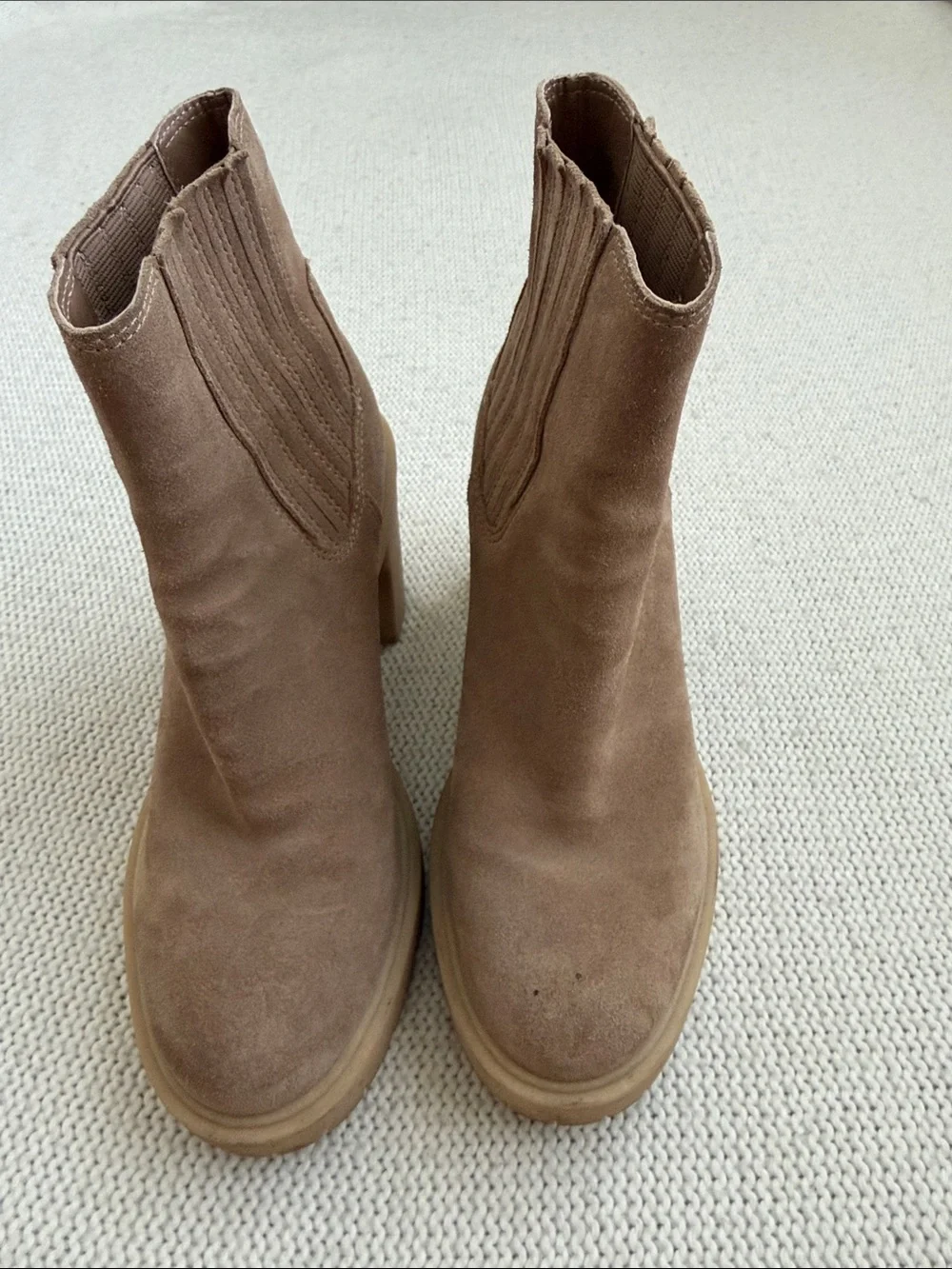 Dolce Vita Brown Suede Caster H2O Lug Sole Boots Size 8